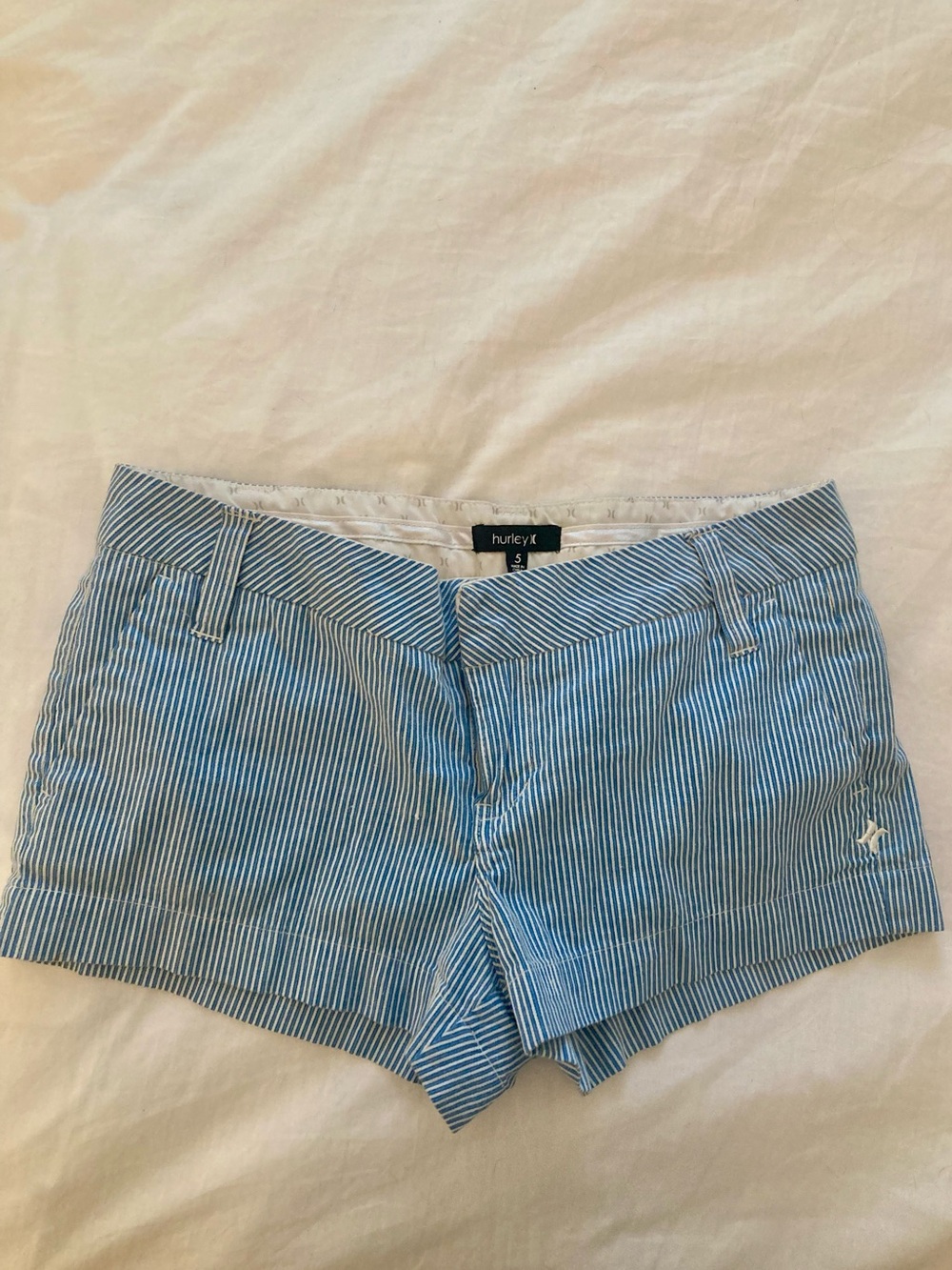 VINTAGE Hurley Blue Striped Women's Shorts